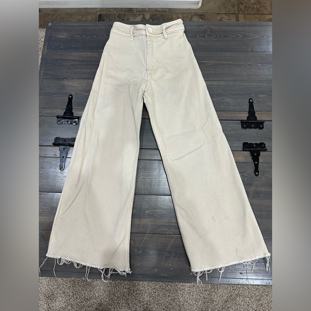 Zara Women’s Beige Wide-Leg Pants